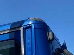 2010  FREIGHTLINER  Cascadia