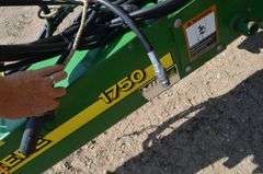 John Deere 1750 6-Row Planter, Liquid, MaxEmerge XP