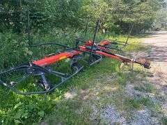 Kubota Tedder 4 Basket