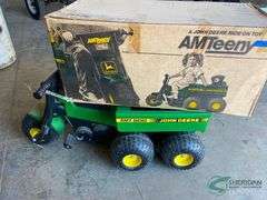 John Deere Pedal Gator with box