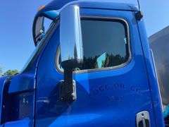 2010  FREIGHTLINER  Cascadia