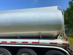 2002 Polar Tank Trailer