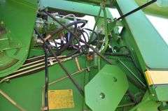 John Deere 9500 Combine w/ 6-Row Corn Head