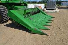 John Deere 9500 Combine w/ 6-Row Corn Head
