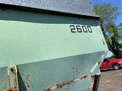 Parker 2600 Gravity Wagon on running gear, Shur-Loc roll over tarp