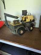 Kid play trucks