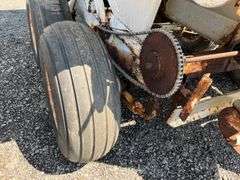 Wilmer 500 Fertilizer Spreader