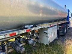 2002 Polar Tank Trailer
