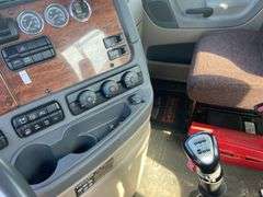 2010  FREIGHTLINER  Cascadia