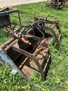 (2) Grapple Buckets, row:3