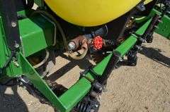 John Deere 1750 6-Row Planter, Liquid, MaxEmerge XP