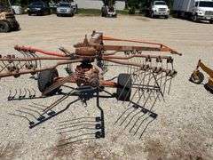 KUHN Rotary Rake