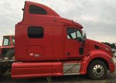 2009 PETERBILT 387 Sleeper Truck Tractor