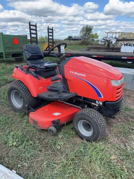 Simplicity lawn tractor, K, row:9 image