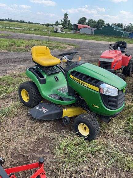 John Deere D110 42" deck, row:4 image
