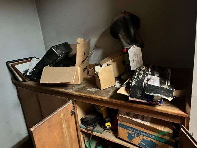 Contents of storage cabinet image