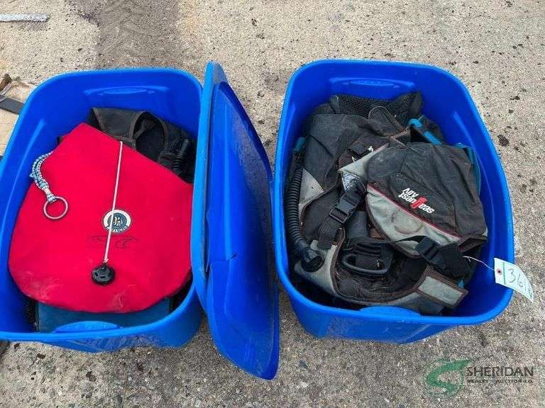 Scuba driving equipment image