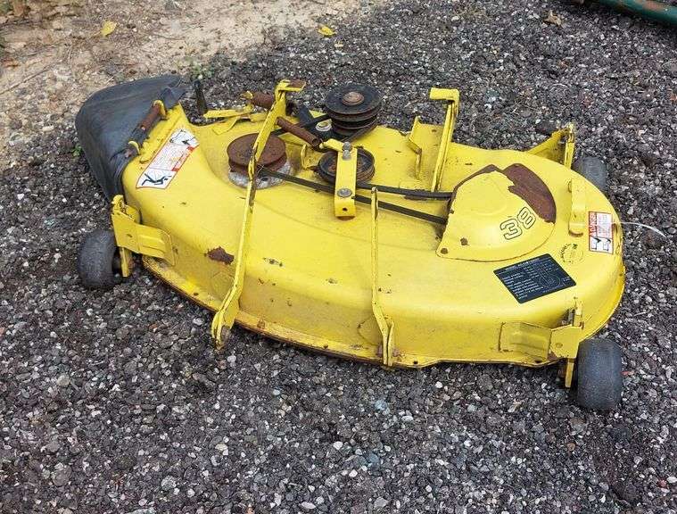 John Deere Mower Deck 38" image