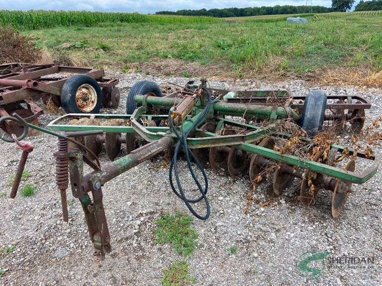 John Deere disc image