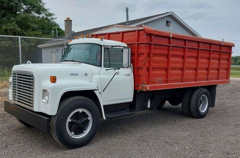 1977 International Loadstar 1600 image