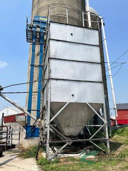 Large Feed Storage Bin with Woodbury bucket elevator, unloading auger image
