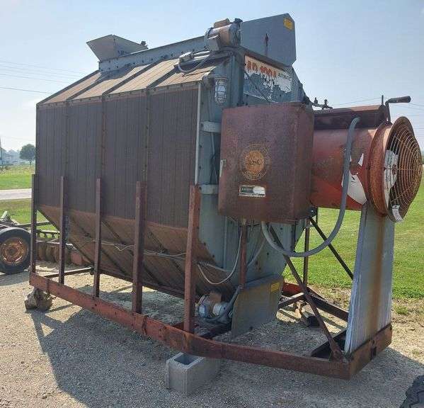 Farm Fans AB-120A Grain Dryer w/ Johnson Controller image