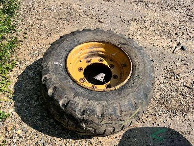 14 - 17.5 skid loader wheel and tire image