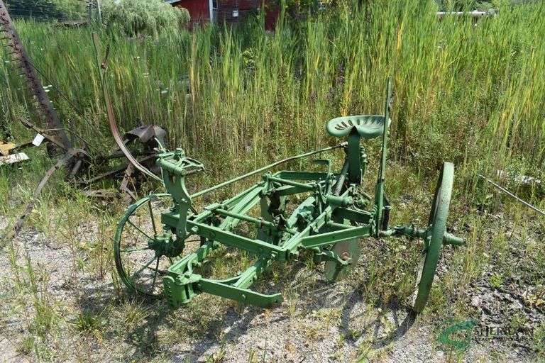 2 Bottom plow image