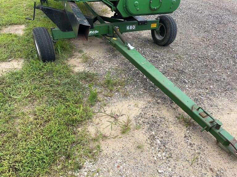 E-Z Trail 680 header cart, does not include head image