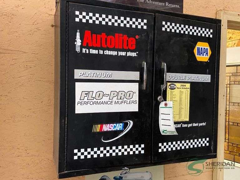 Cabinet and contents buyer must remove image