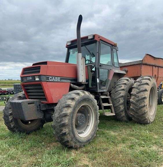 1987 Case IH 3594 tractor, K, row:3 image