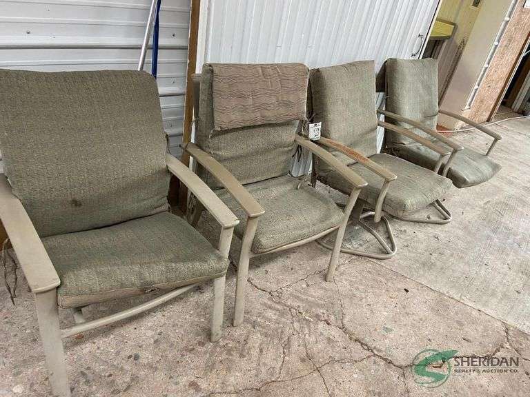 (4) Patio chairs image