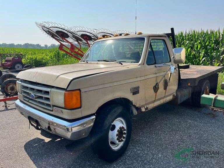 1989 Ford F-450 Pickup Truck, VIN # 2FDLF47MXKCA27953 image