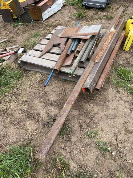 Pallet of misc. weldable steel, row:8 image