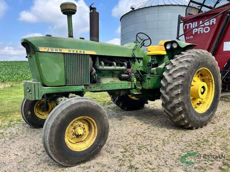 John Deere 4020 diesel, shows 6,765 hours image
