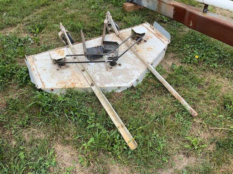 Belly mower deck, came off of 154 International, row:3 image