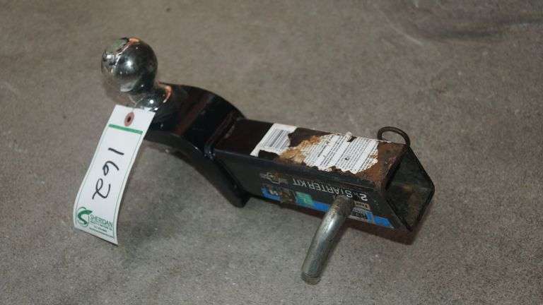 Receiver Hitch: 2" Ball image