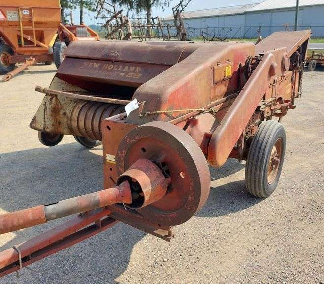New Holland Super 68 Baler image