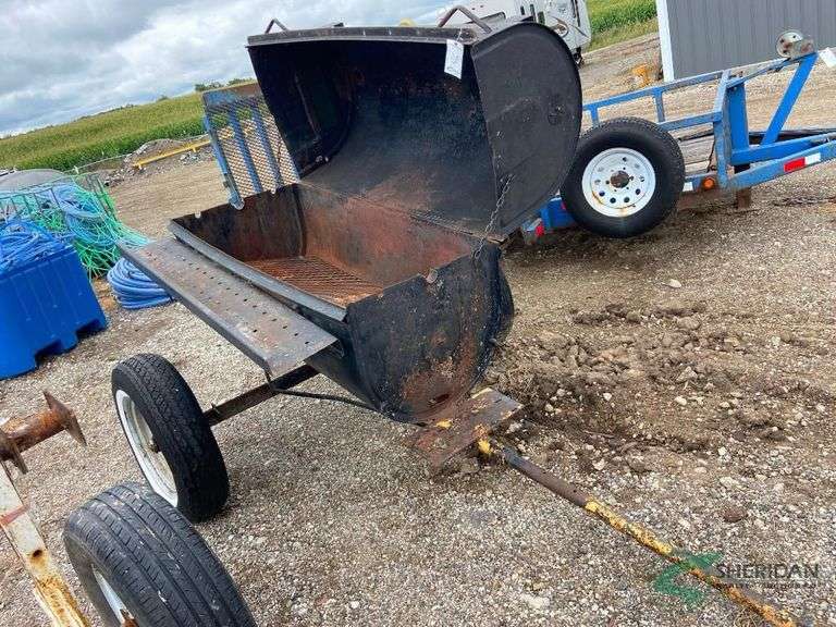 Hog roaster image