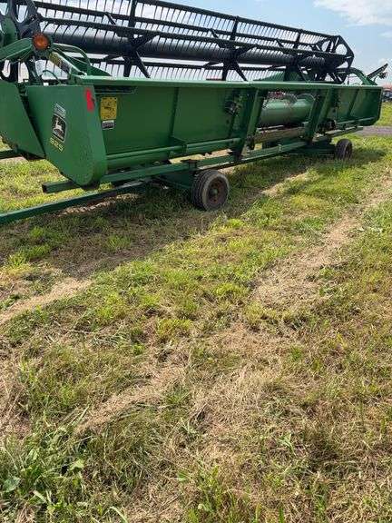25' Header Cart, row:2 GRAIN HEAD SELLS SEPERATE image