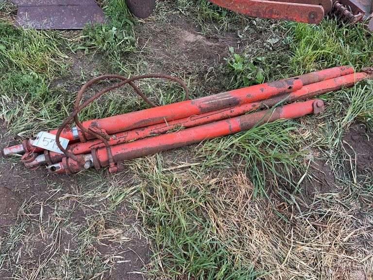 (4) Hydraulic rams, row:5 image