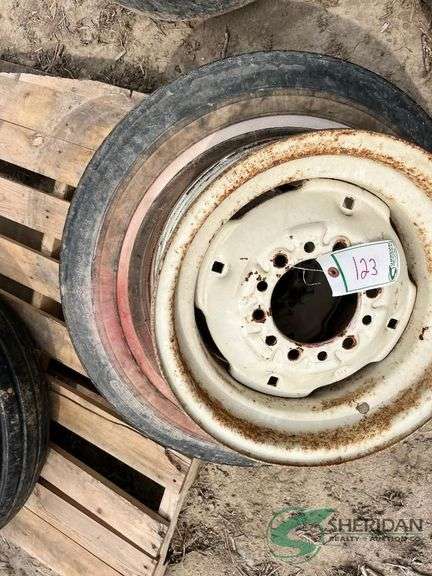 8.15 - 15 Tire and 2 rims image