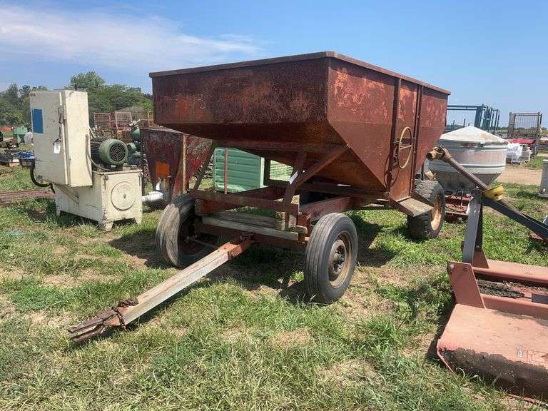 Gravity wagon, row:8 image