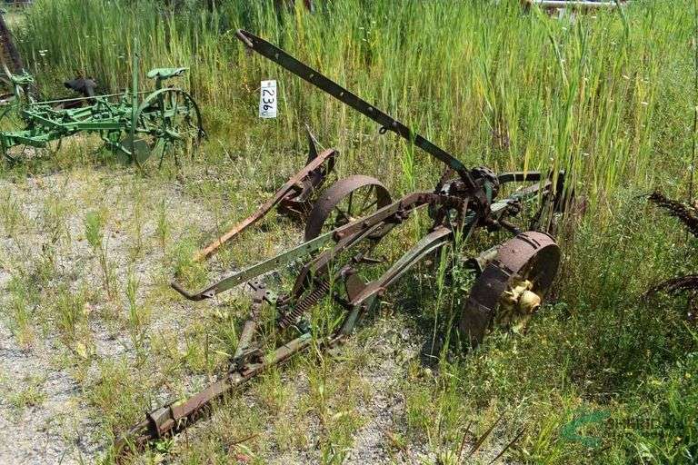 2 Bottom plow image