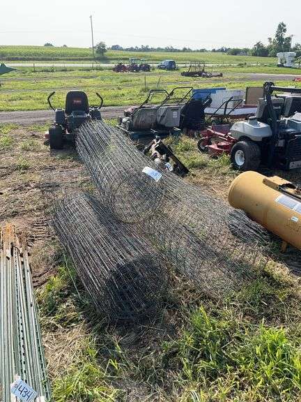 Woven wire 2" x 4" fencing, row:4 image