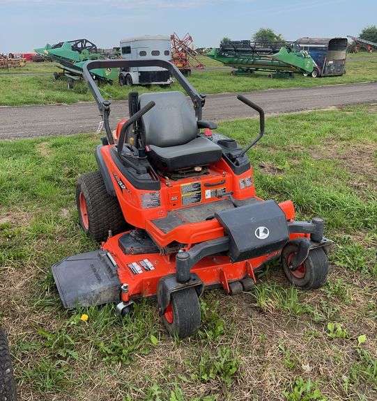 Kubota ZD326 zero turn mower, K, row:1 image