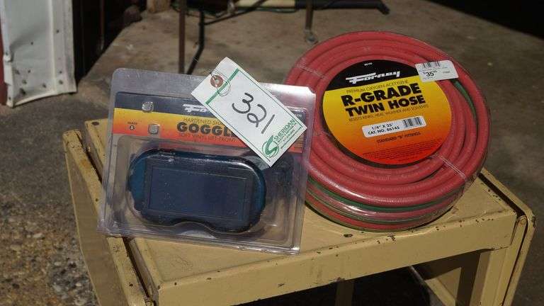 Oxygen / Acetylene Twin Hoses and Goggles image