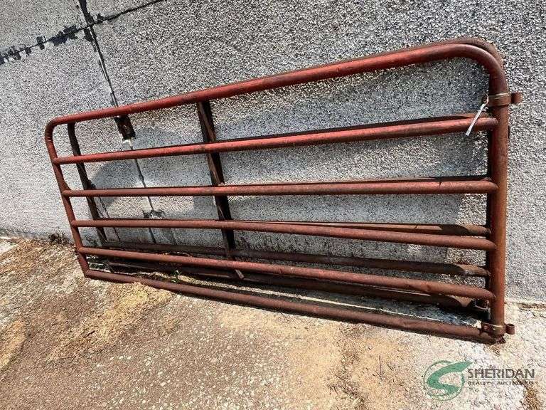 9 ft and 9.5 ft gates image