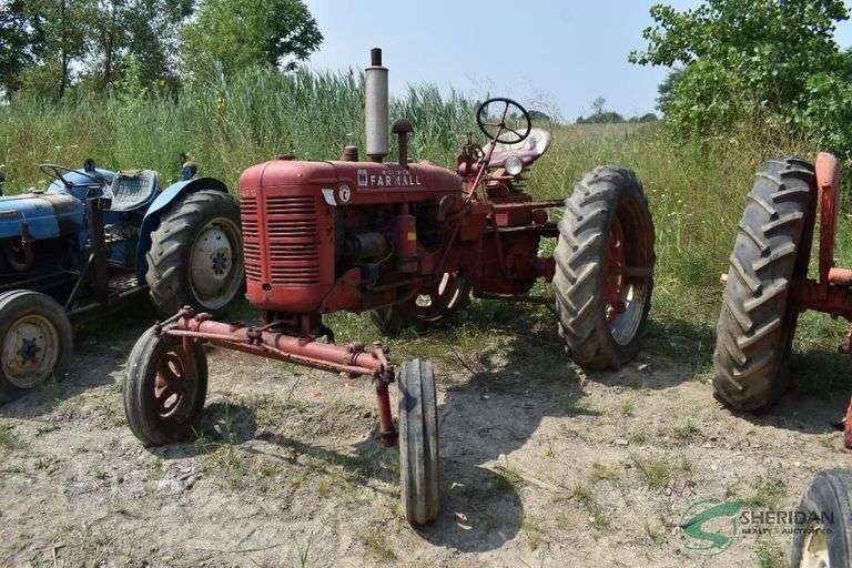 Farmall Wide Front Super C image
