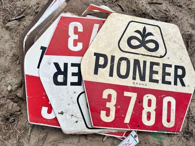 Pioneer Variety Signs image